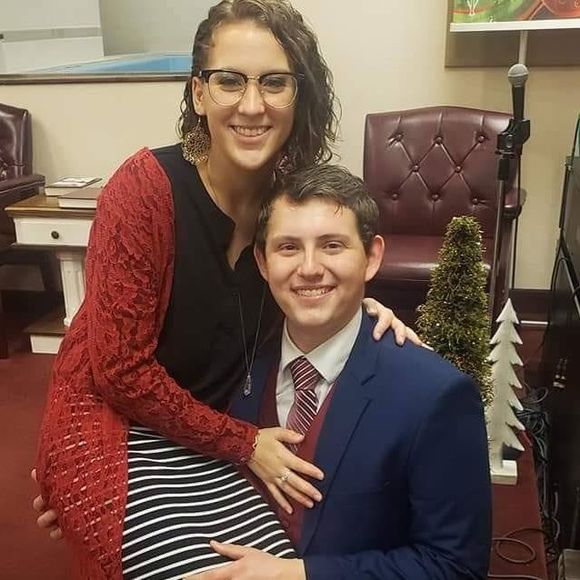 Meet your Posher, Julianna - Picture 1 of 1